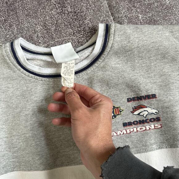Men's Vintage 90's Dynasty Denver Broncos Heather Gray Crewneck Sweatshirt Sz XL - Picture 2 of 3